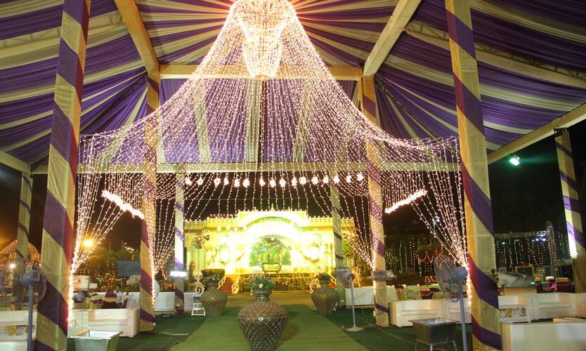 Hotel Lee Grand, Garhmukteshwar 4
